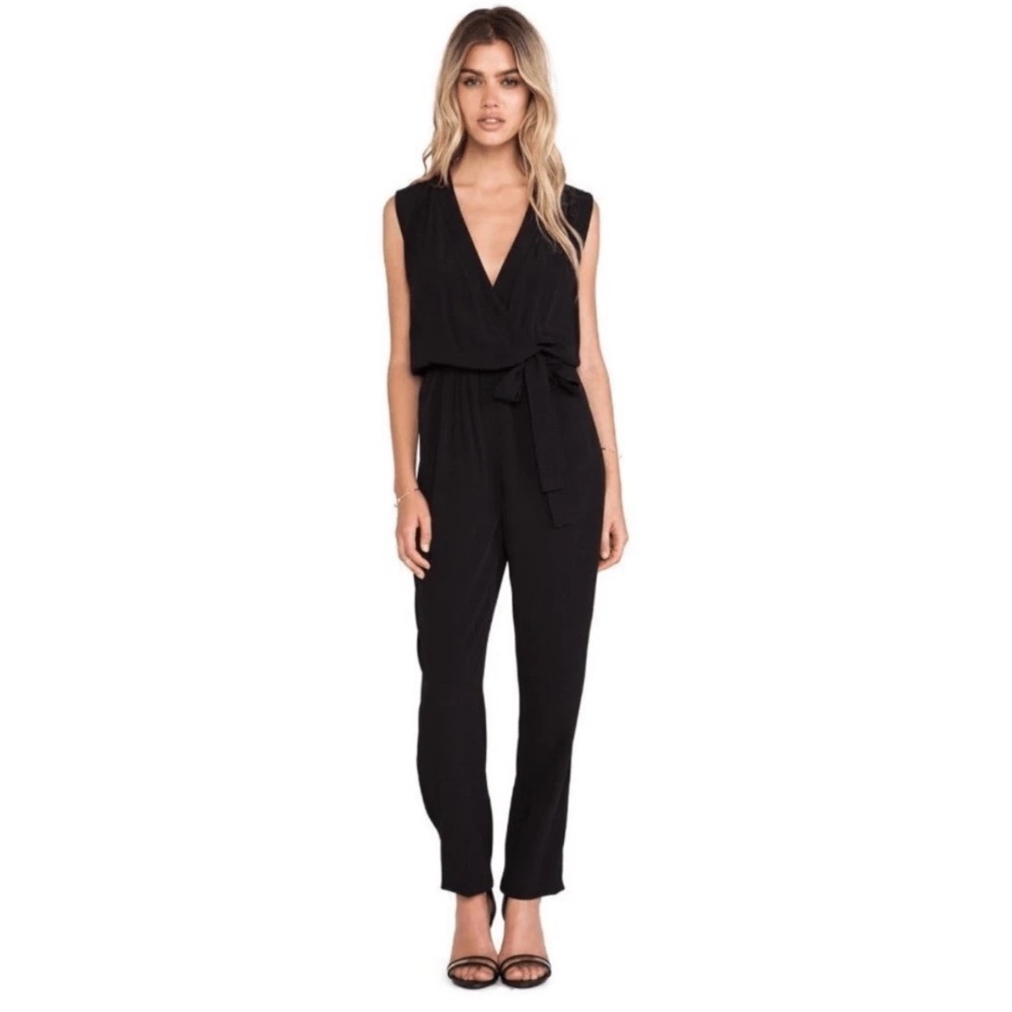 Diane Von Furstenberg Black V Neck Sleeveless Jumpsuit Sz 4 Tie Waist Elastic